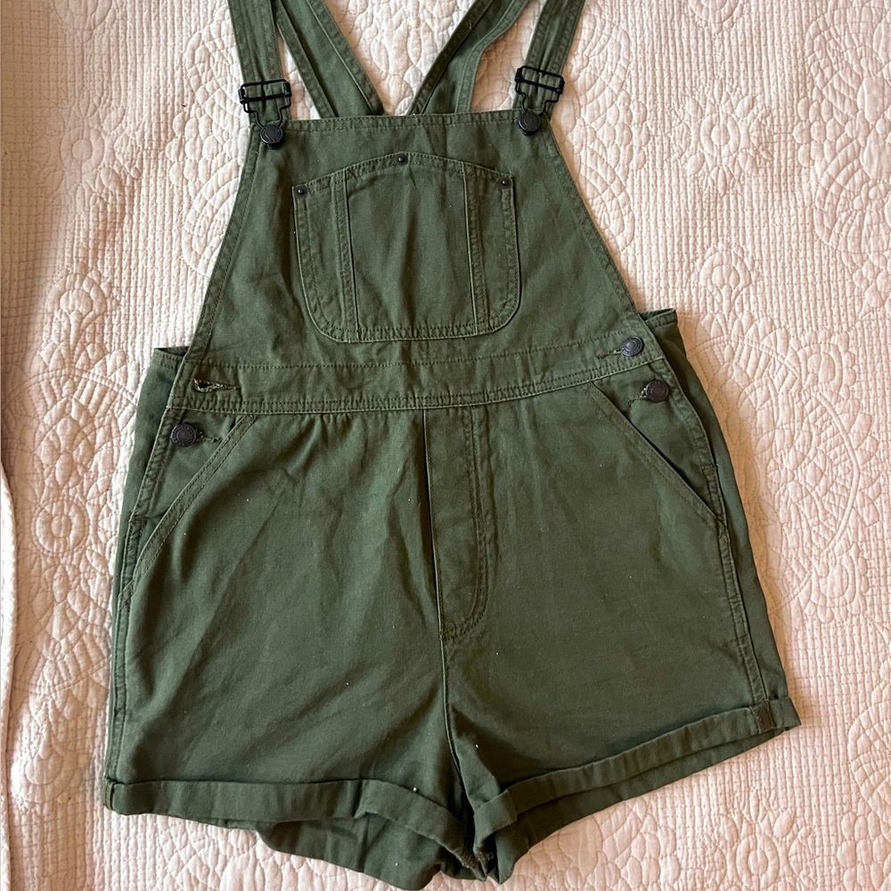 Brandy Melville green overall shorts